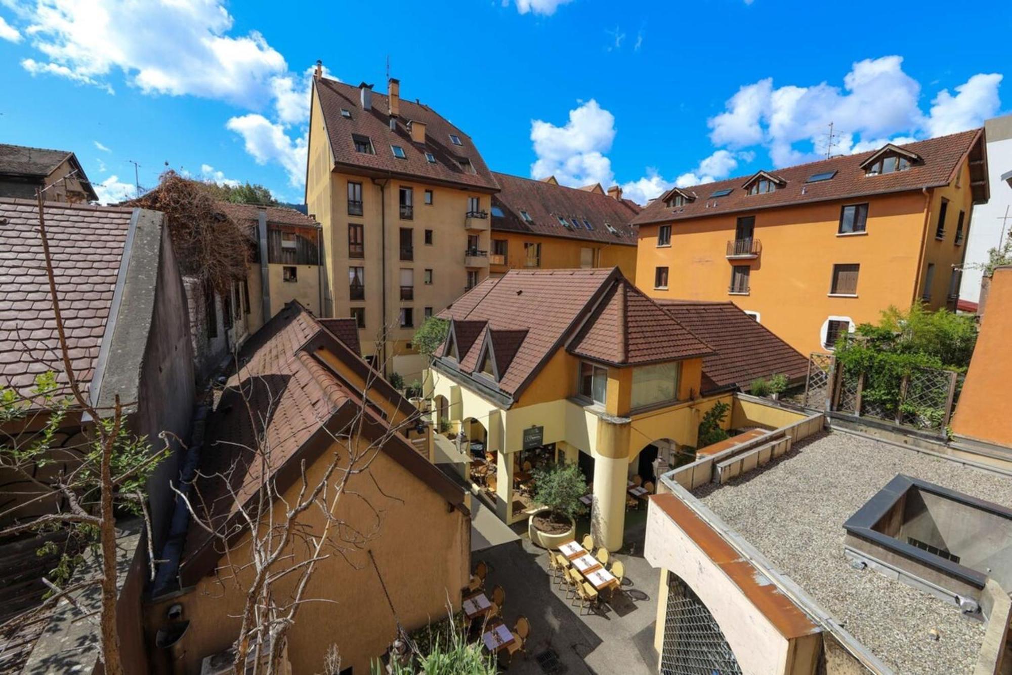 A L'Aventure ! Joli T2 Avec Balcon Centre Ville Annecy Bagian luar foto